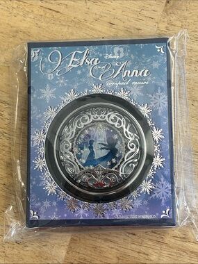 Disney Silver Compact Mirror with Blue Frozen Design Elsa/Anna